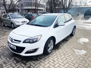 chirie auto chisinau opel